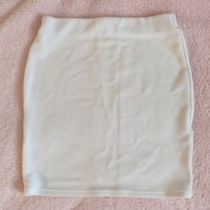 White pencil skirt